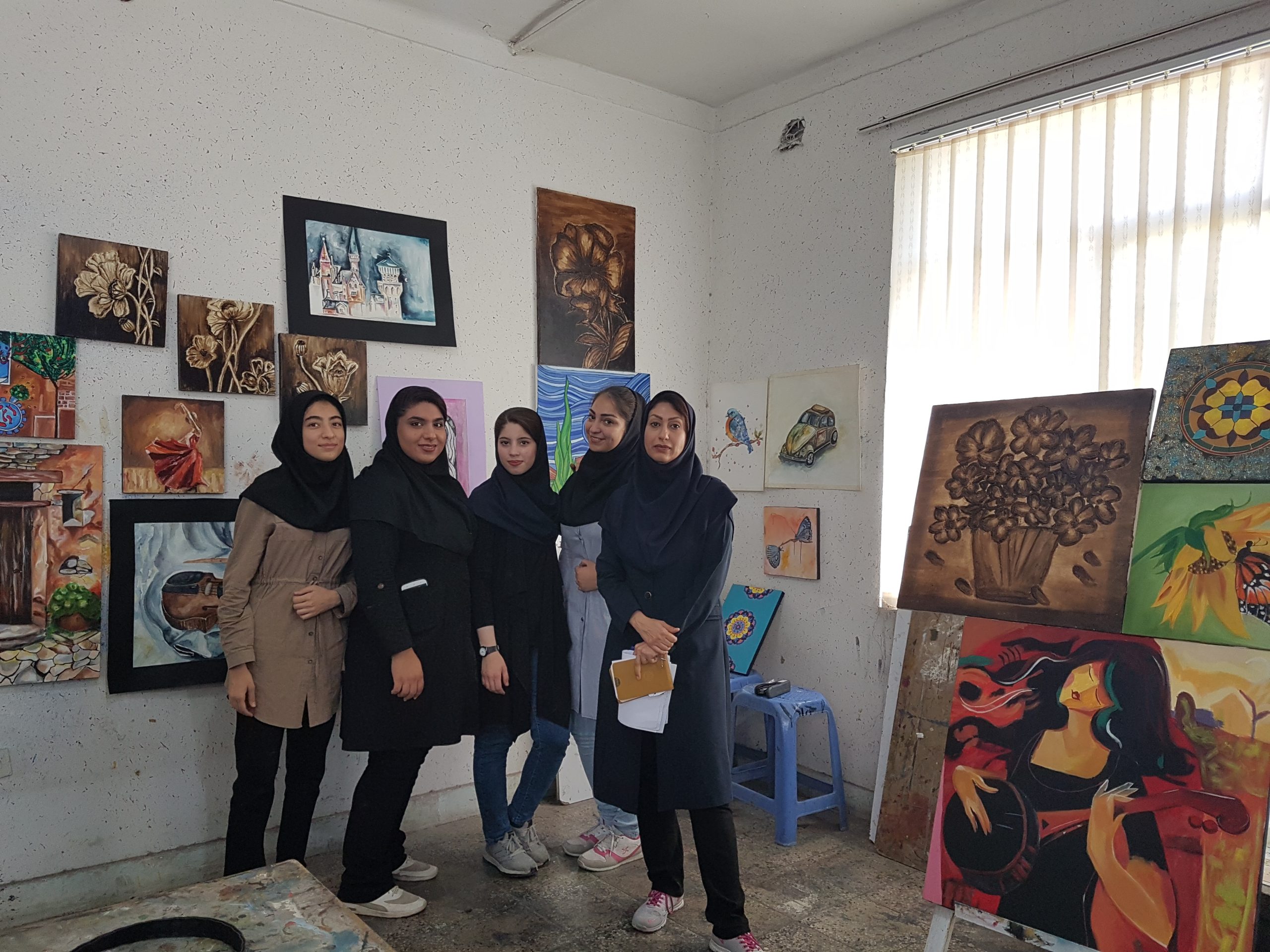 مشاهده تصاویر